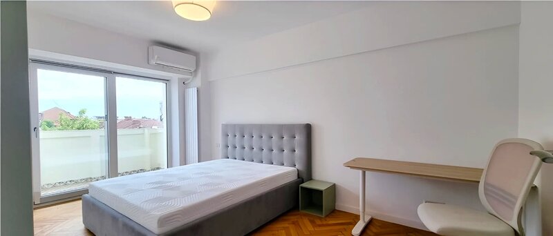 Piata Unirii- Horoscop - 2 camere LUX - vedere spate